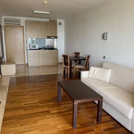 Private Ravda-emerald * ラヴダ