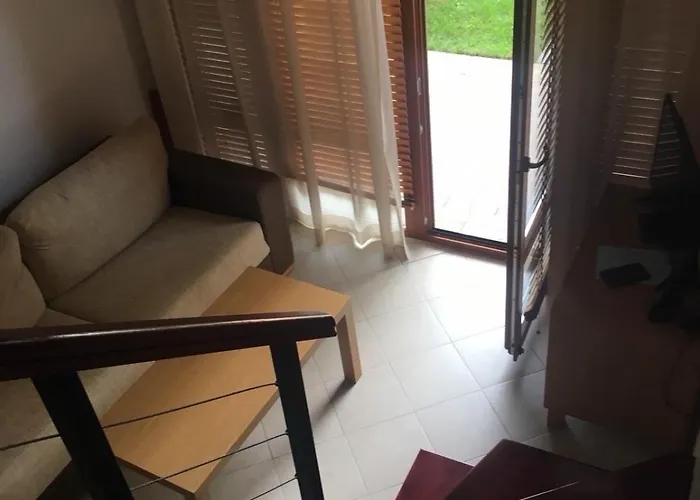 Private Ravda-emerald * ラヴダ