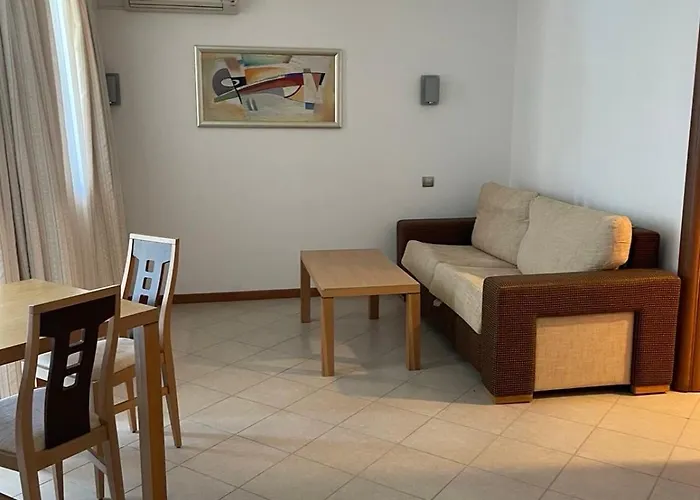 Private Ravda-emerald アパート *